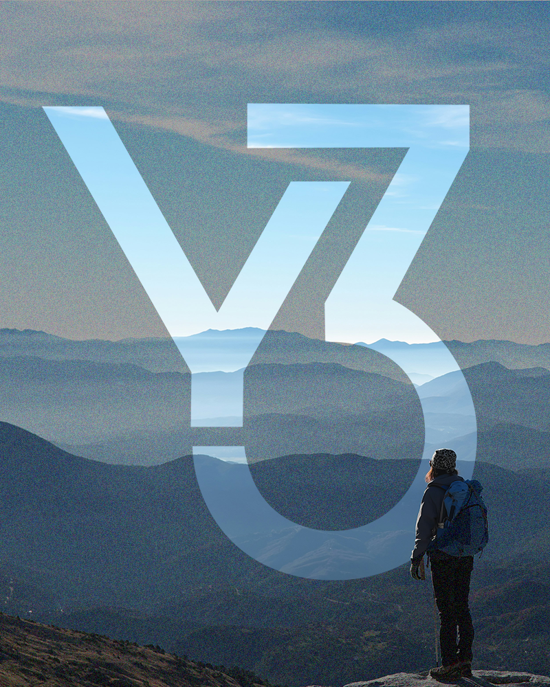 Y3-hiking